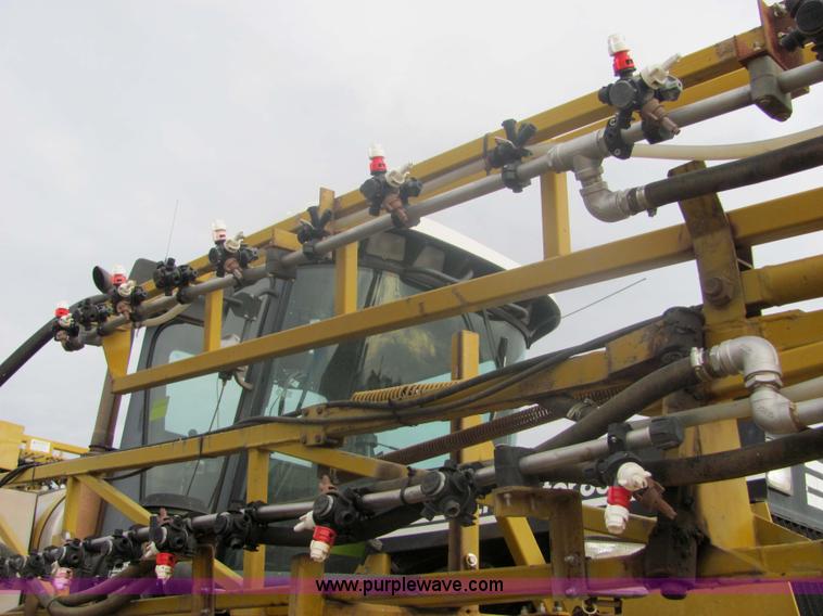 image for item 6757 Ag-Chem RoGator 854 self-propelled sprayer
