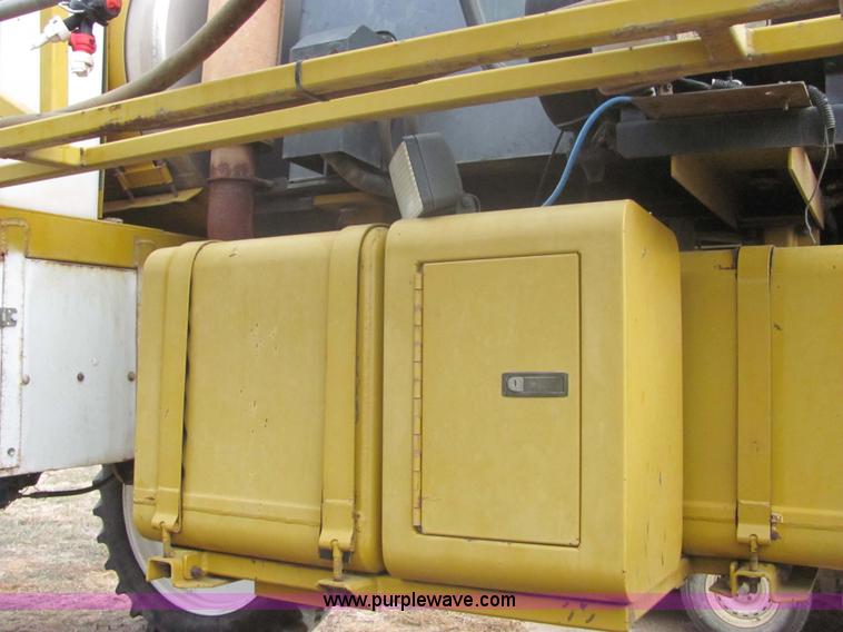 image for item 6757 Ag-Chem RoGator 854 self-propelled sprayer