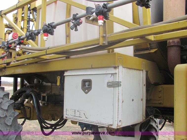 image for item 6757 Ag-Chem RoGator 854 self-propelled sprayer