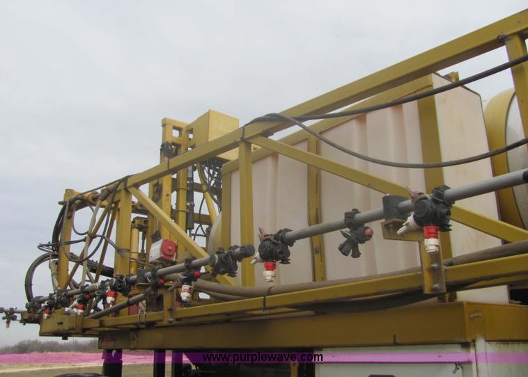 image for item 6757 Ag-Chem RoGator 854 self-propelled sprayer