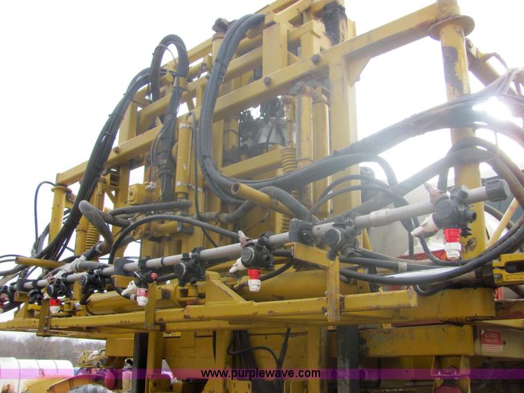 image for item 6757 Ag-Chem RoGator 854 self-propelled sprayer