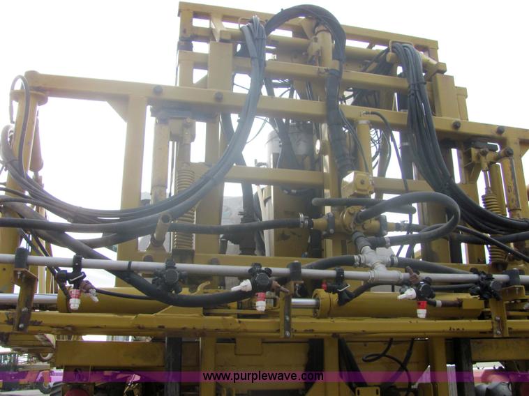 image for item 6757 Ag-Chem RoGator 854 self-propelled sprayer