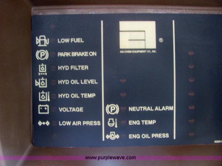 image for item 6757 Ag-Chem RoGator 854 self-propelled sprayer