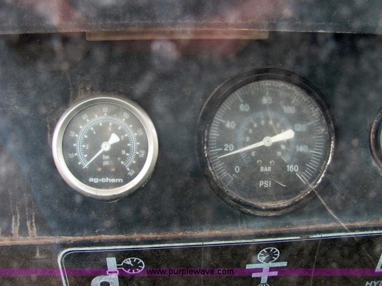 image for item 6757 Ag-Chem RoGator 854 self-propelled sprayer