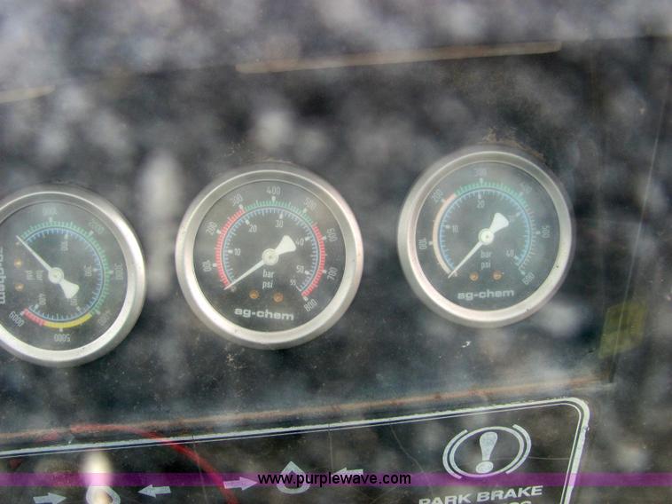 image for item 6757 Ag-Chem RoGator 854 self-propelled sprayer