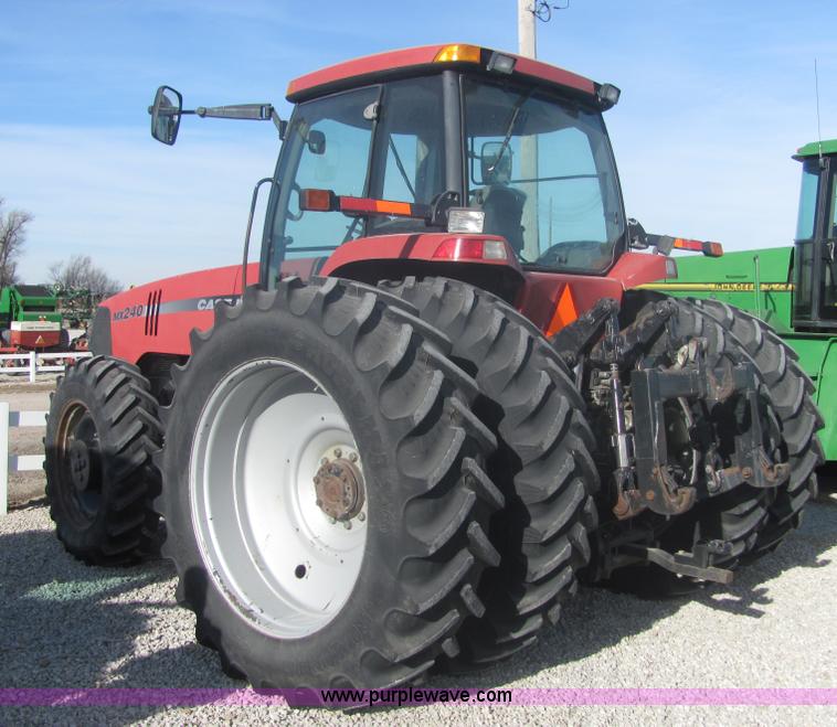 image for item 6761 2002 Case IH MX240 MFWD tractor