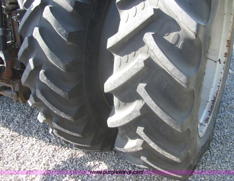 image for item 6761 2002 Case IH MX240 MFWD tractor