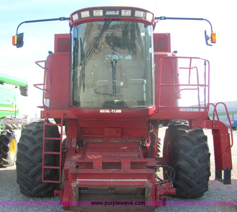 image for item 6762 2002 Case IH 2388 combine