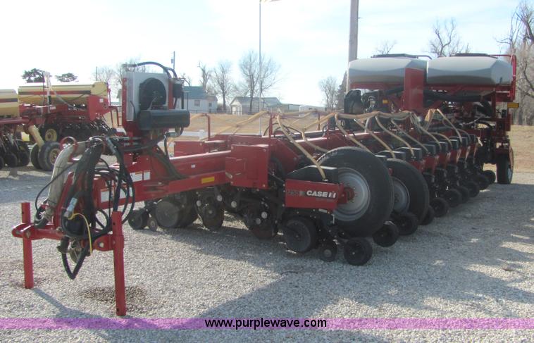 image for item 6763 2008 Case IH 1250 24R30CCS planter