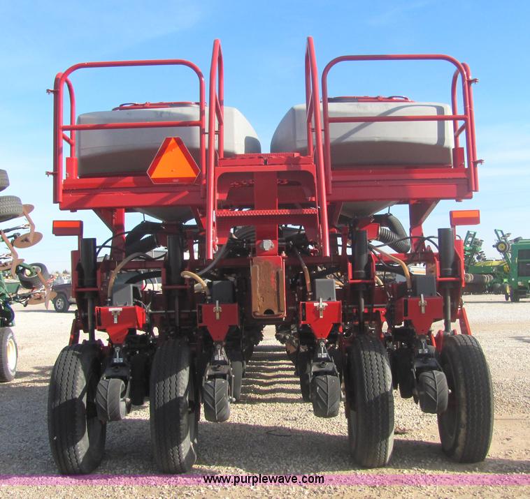 image for item 6763 2008 Case IH 1250 24R30CCS planter