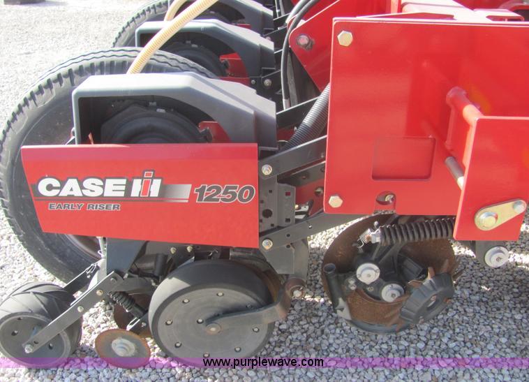 image for item 6763 2008 Case IH 1250 24R30CCS planter