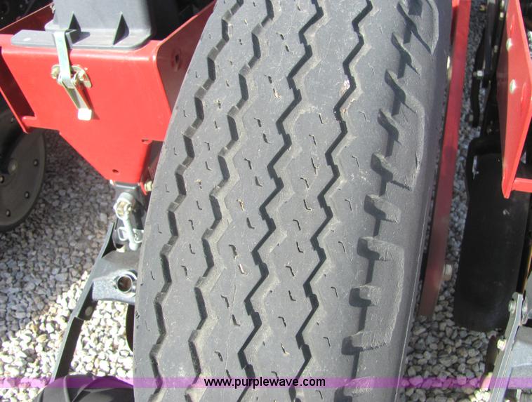 image for item 6763 2008 Case IH 1250 24R30CCS planter