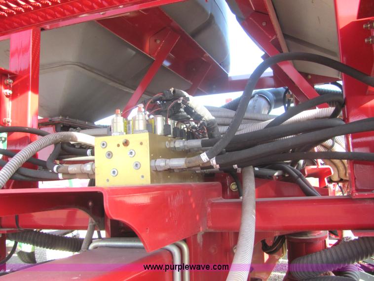 image for item 6763 2008 Case IH 1250 24R30CCS planter
