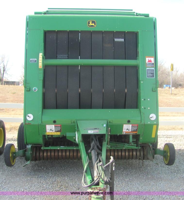 image for item 6764 2004 John Deere 567 round baler
