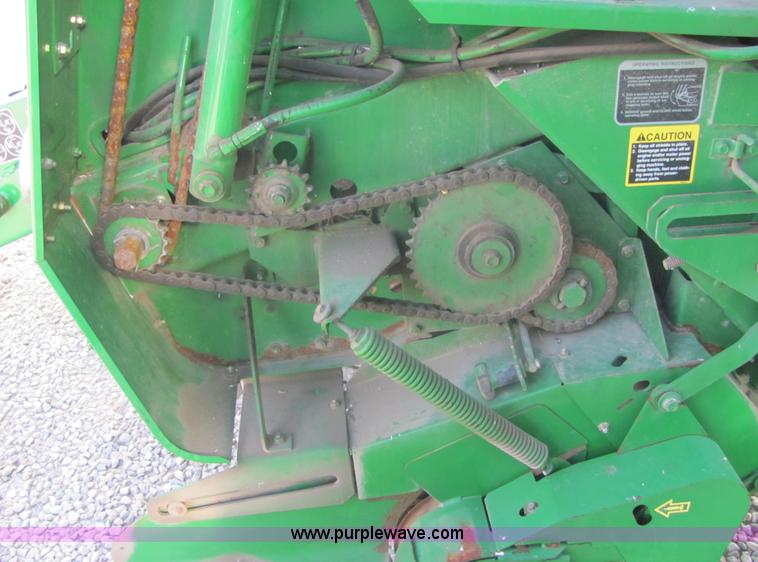 image for item 6764 2004 John Deere 567 round baler