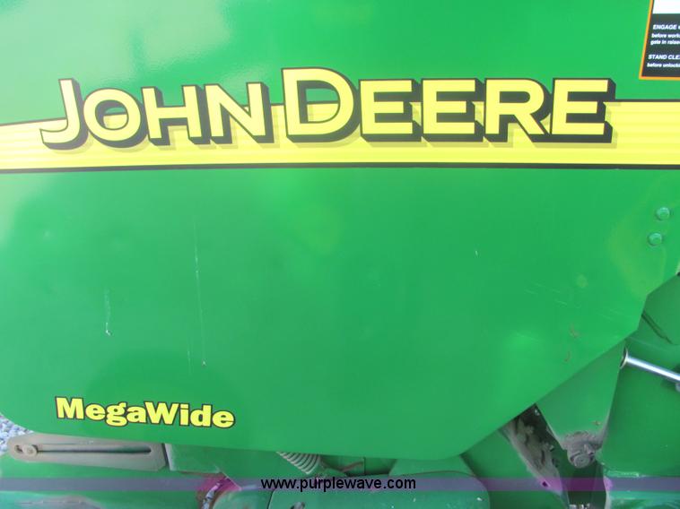 image for item 6764 2004 John Deere 567 round baler