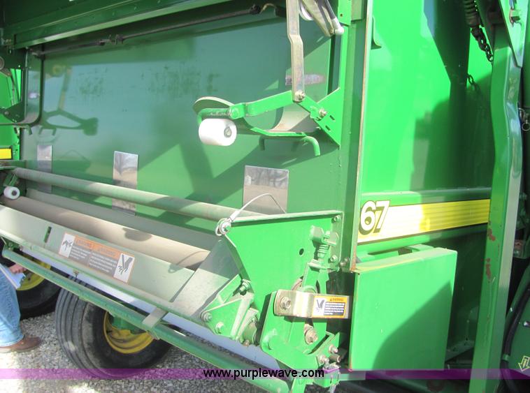 image for item 6764 2004 John Deere 567 round baler