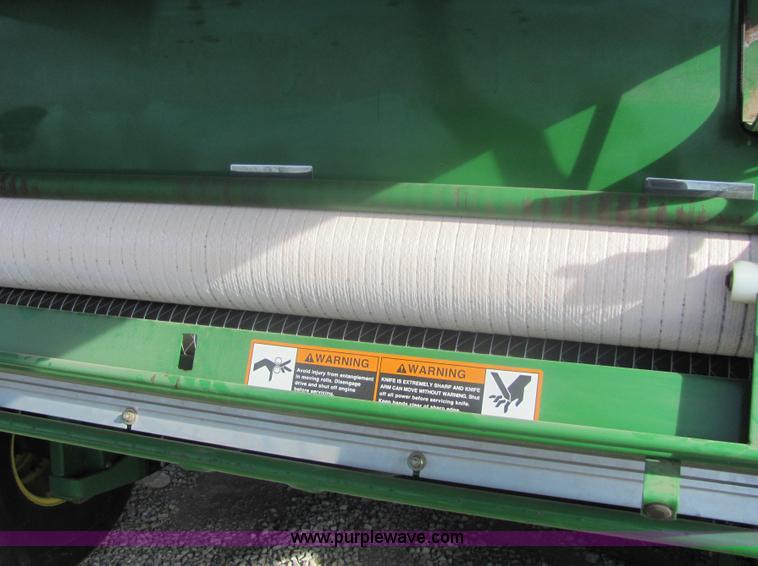 image for item 6765 2007 John Deere 568 round baler