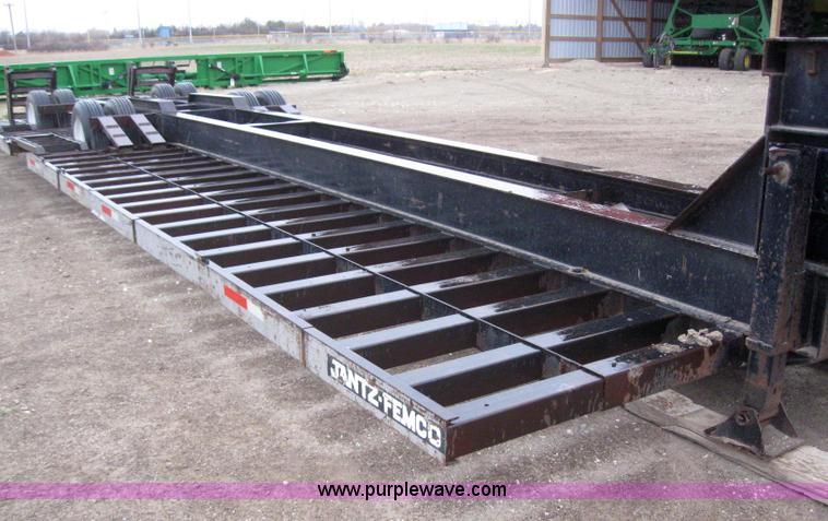 image for item 7040 1993 Jantz-femco 4812/3/TH combine trailer