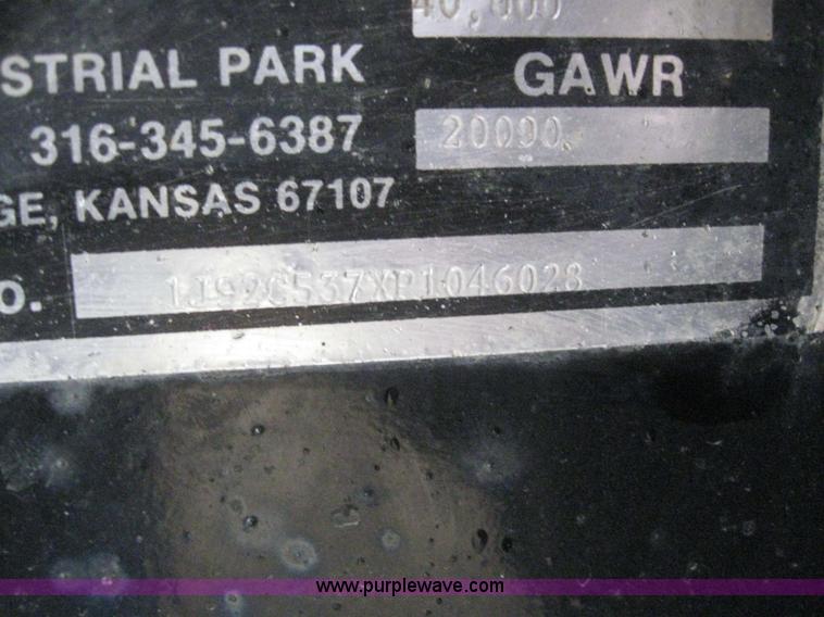 image for item 7040 1993 Jantz-femco 4812/3/TH combine trailer