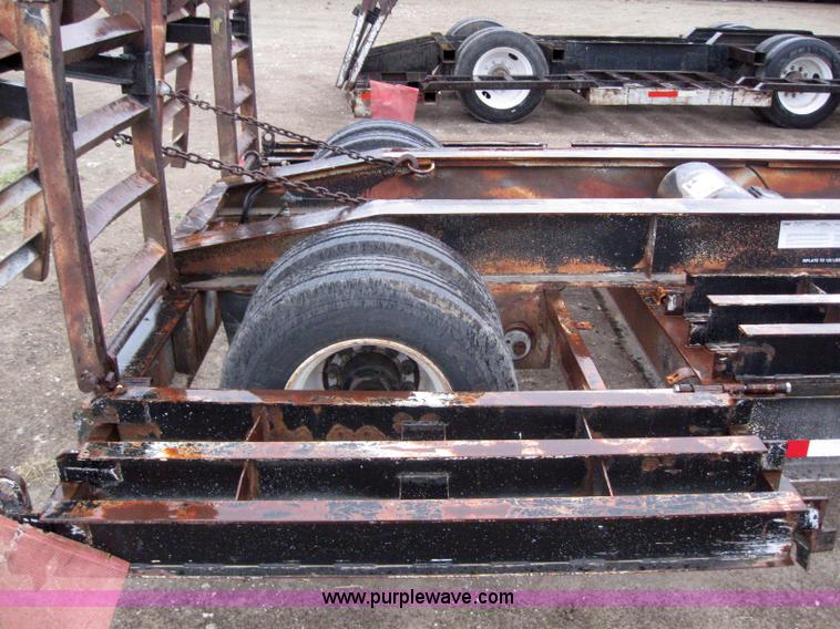 image for item 7041 1998 Jantz combine trailer