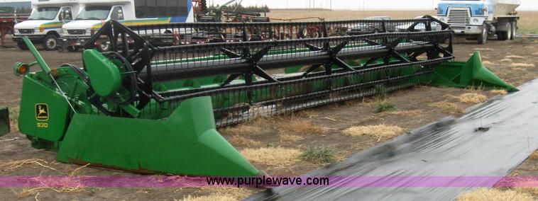 image for item 7045 1995 John Deere 930 flex platform header