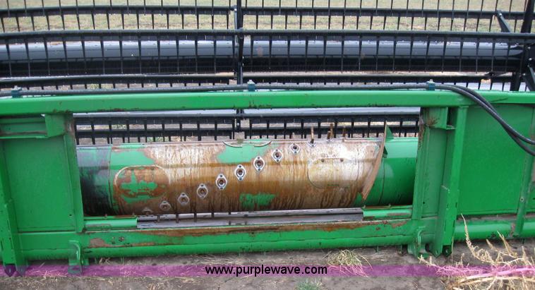 image for item 7045 1995 John Deere 930 flex platform header