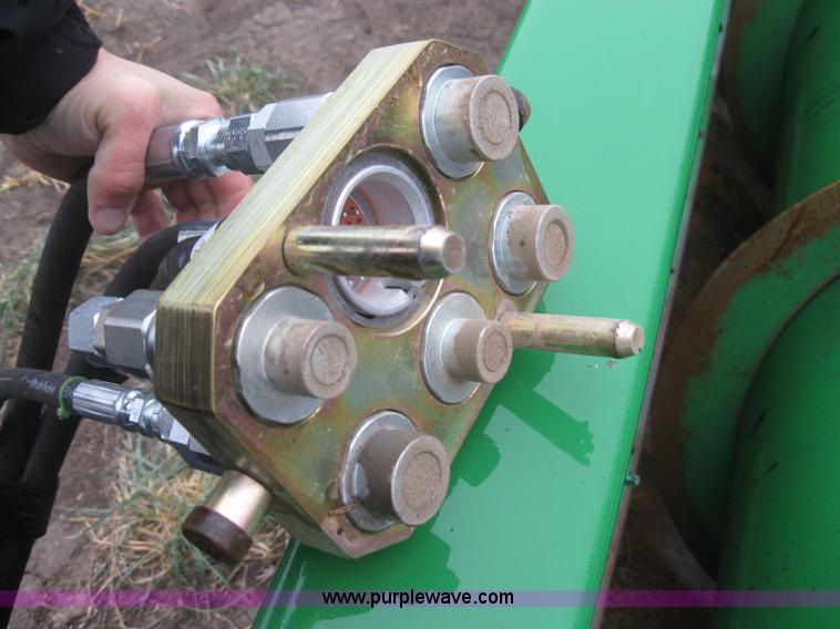 image for item 7045 1995 John Deere 930 flex platform header