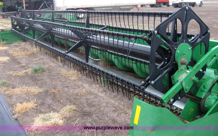 image for item 7045 1995 John Deere 930 flex platform header