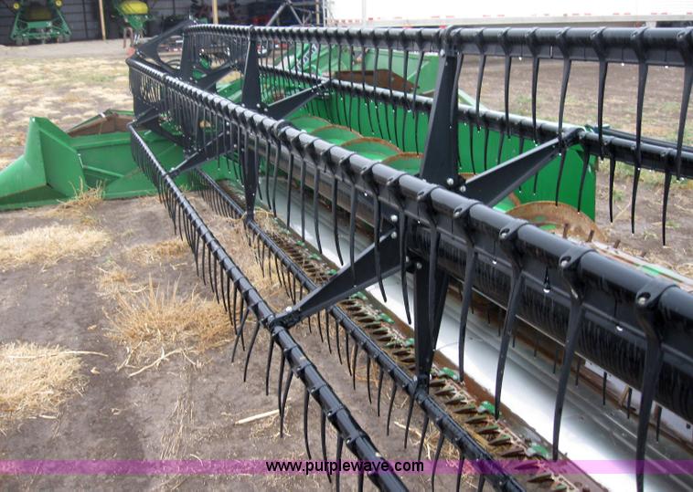 image for item 7045 1995 John Deere 930 flex platform header