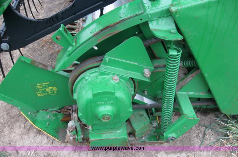 image for item 7045 1995 John Deere 930 flex platform header