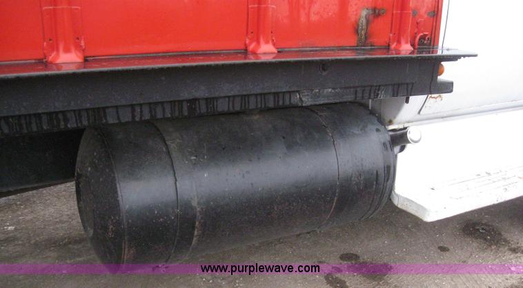 image for item 7050 1974 Chevrolet C65 grain truck