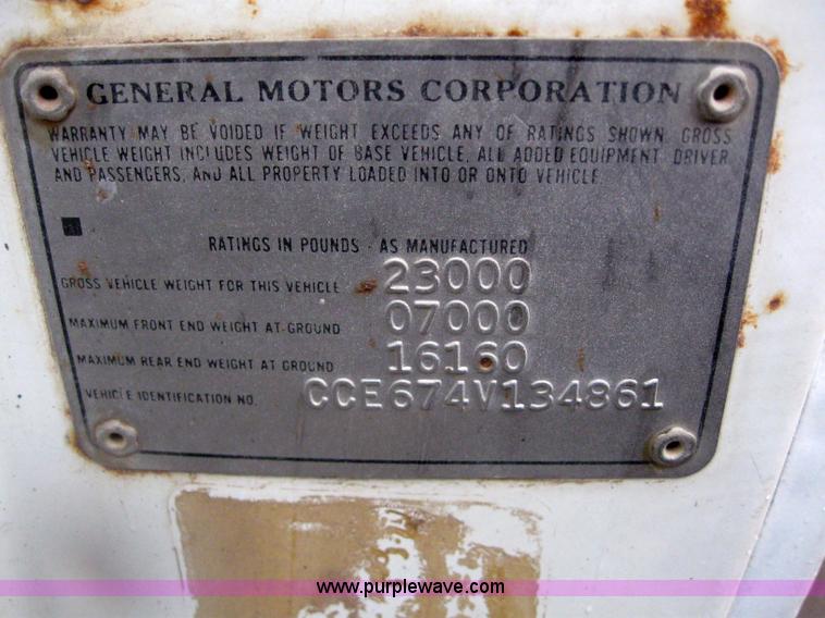 image for item 7050 1974 Chevrolet C65 grain truck