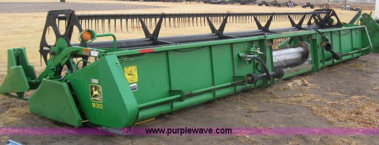 image for item 7054 1998 John Deere 930 flex platform header