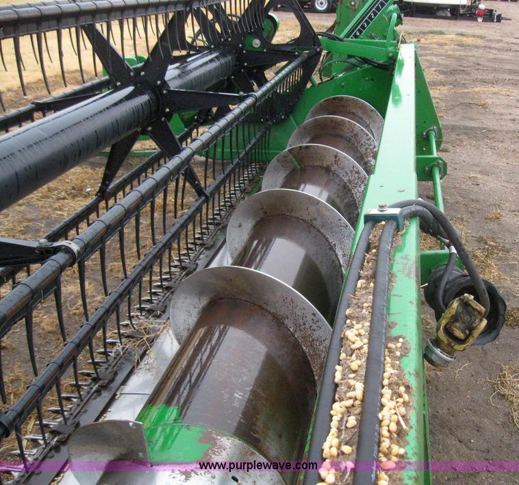 image for item 7054 1998 John Deere 930 flex platform header