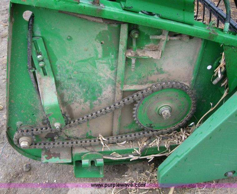 image for item 7054 1998 John Deere 930 flex platform header