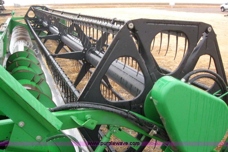 image for item 7054 1998 John Deere 930 flex platform header