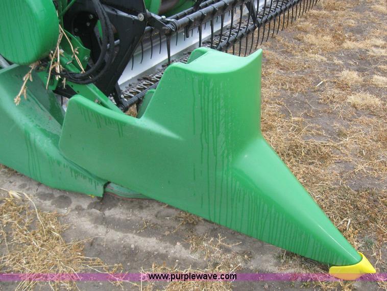image for item 7054 1998 John Deere 930 flex platform header