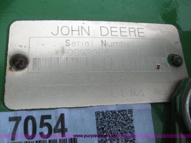 image for item 7054 1998 John Deere 930 flex platform header