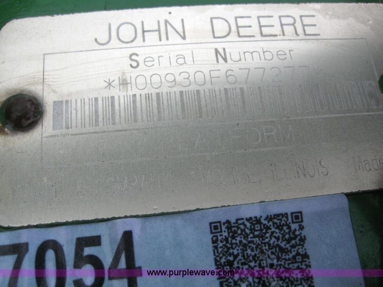 image for item 7054 1998 John Deere 930 flex platform header