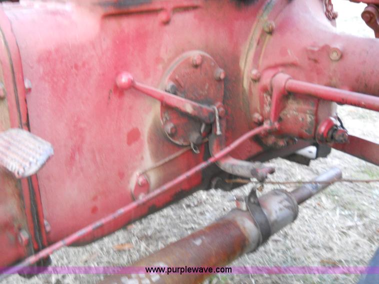 image for item 7773 1961 Massey-Ferguson MF35 tractor