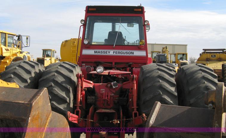 image for item 8083 1981 Massey-Ferguson 4900 articulated tractor