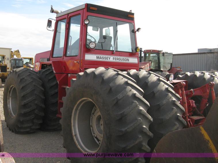image for item 8083 1981 Massey-Ferguson 4900 articulated tractor