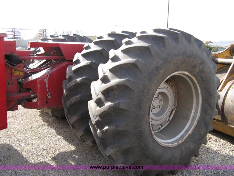 image for item 8083 1981 Massey-Ferguson 4900 articulated tractor