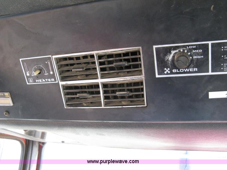 image for item 8083 1981 Massey-Ferguson 4900 articulated tractor