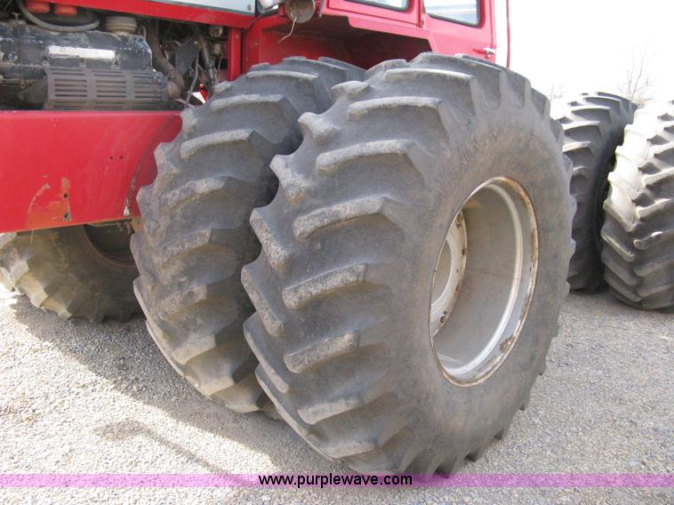 image for item 8083 1981 Massey-Ferguson 4900 articulated tractor