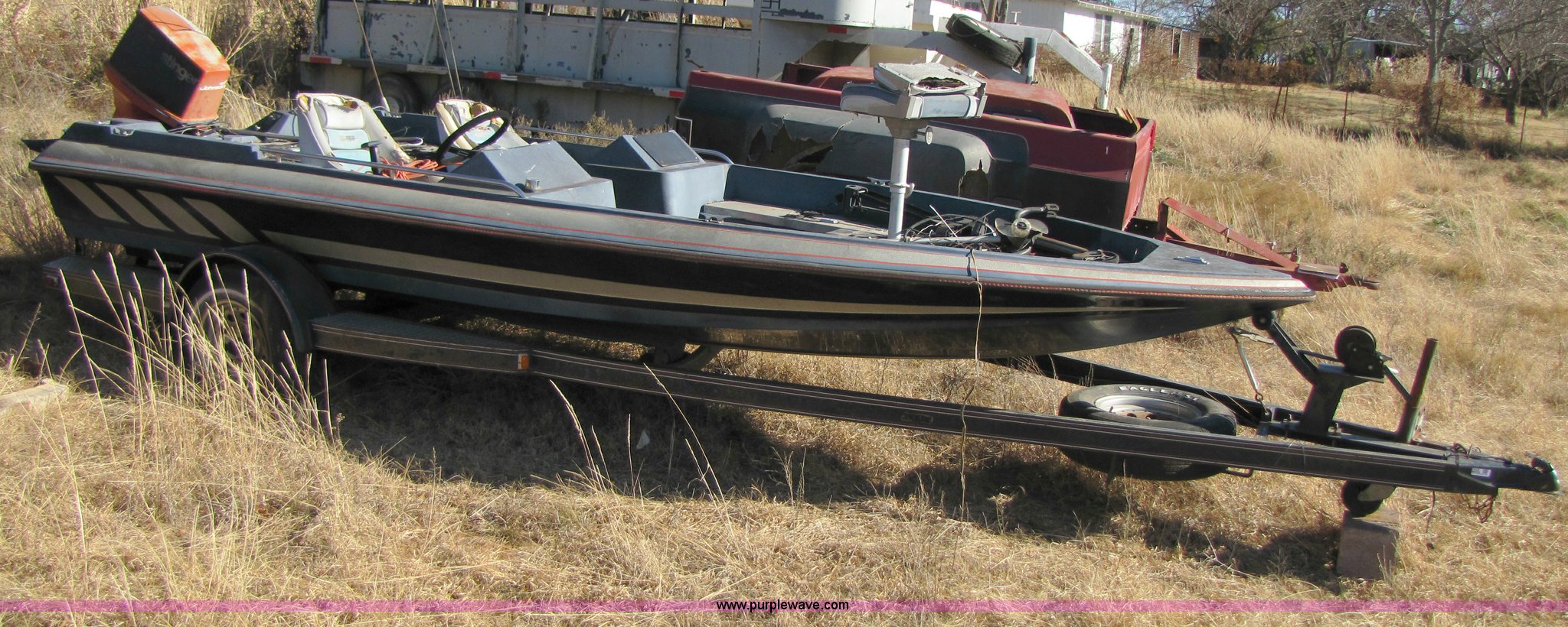 18' fishing boat with trailer in Stephenville, TX Item 3659 sold