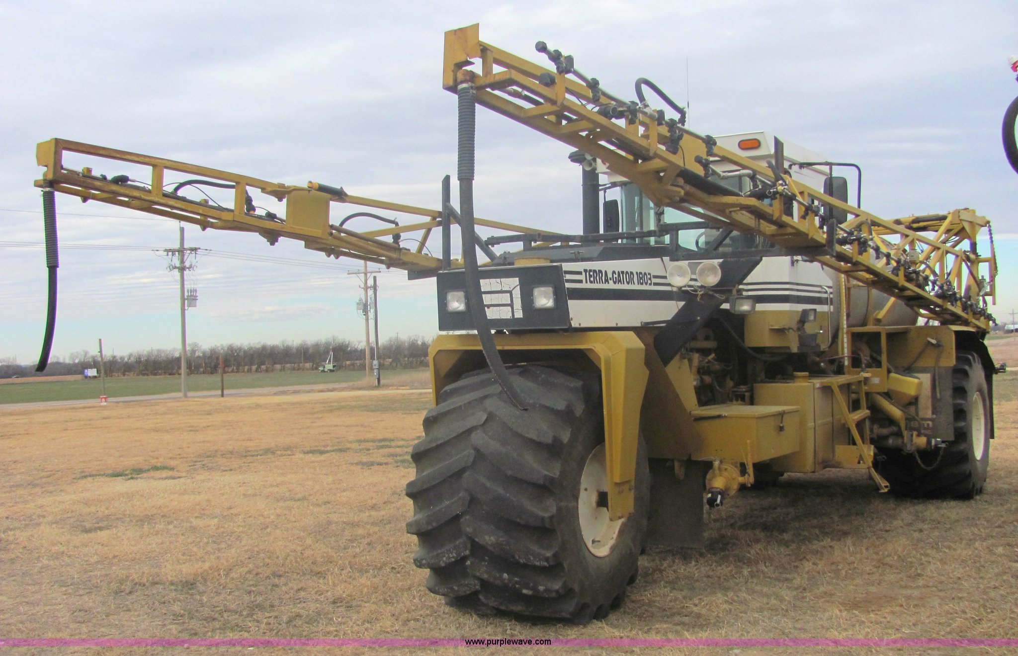 AgChem TerraGator 1803 selfpropelled sprayer in Assaria, KS Item