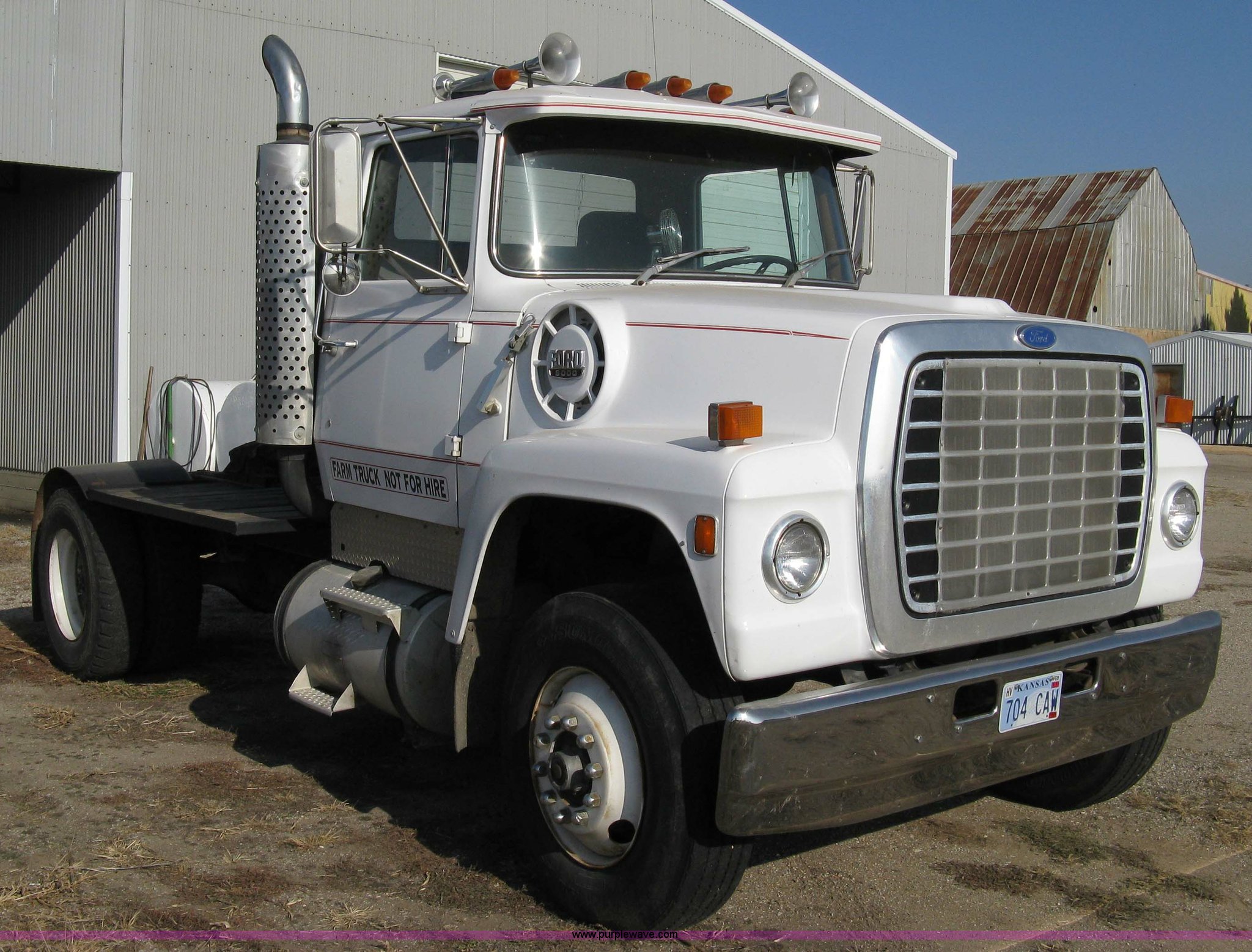 1985 Ford Conventional L9000 Semi Truck In Sedgwick Ks Item 8078 Sold Purple Wave