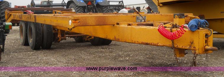 image for item 1000 1979 Trail-Eze 29' dual axle flat bed trailer